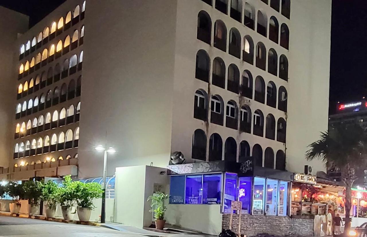 Condado Beachfront Tantra Apartment サンジョアン エクステリア 写真