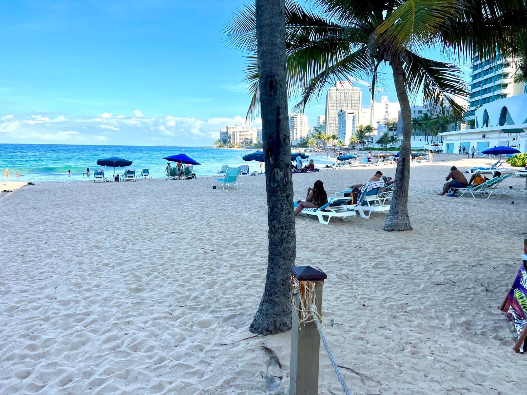 Condado Beachfront Tantra Apartment サンジョアン エクステリア 写真